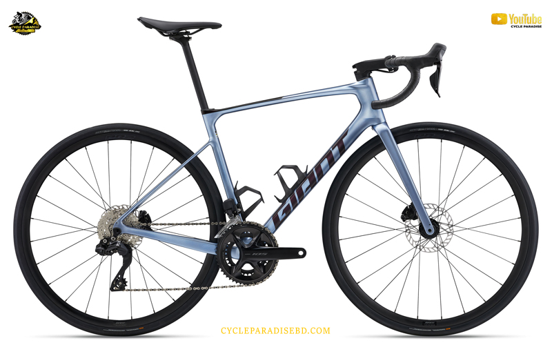 GIANT DEFY ADVANCED 1 2025 WITH SHIMANO 105 DI2 GROUPSETS